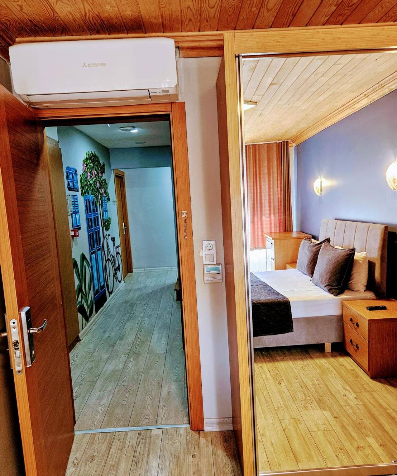 Otel Taxim 34 *