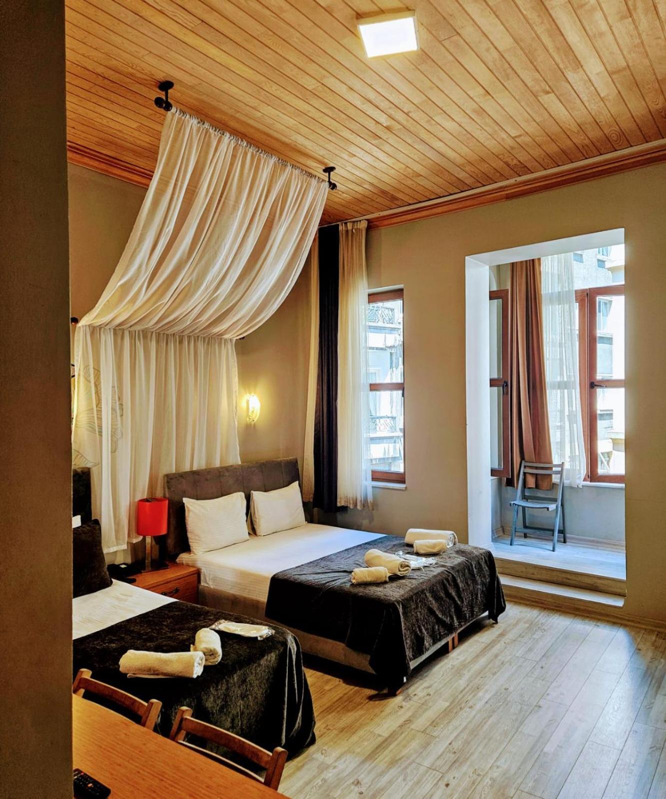 Taxim 34 Otel *